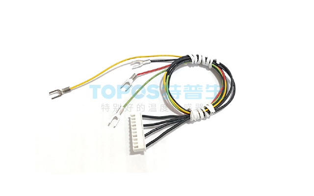 Temperature sensor for power distribution cabinet